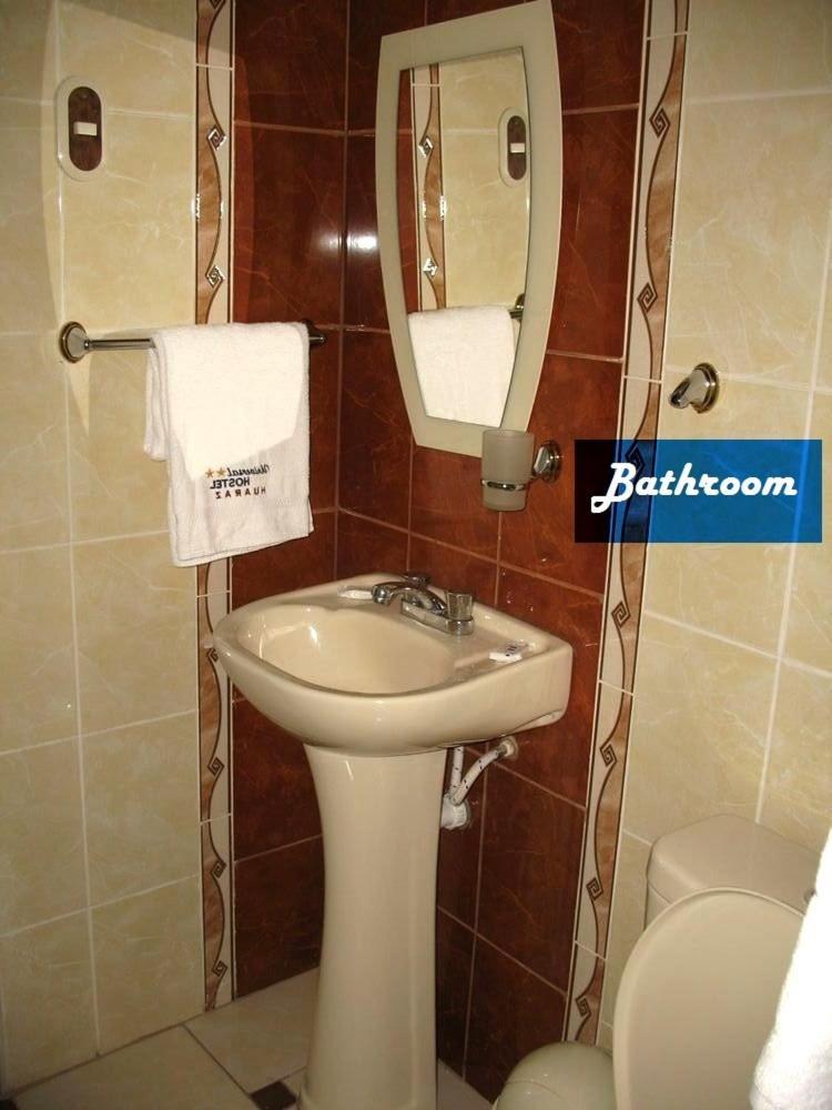 Hostal Universal Huaraz Экстерьер фото